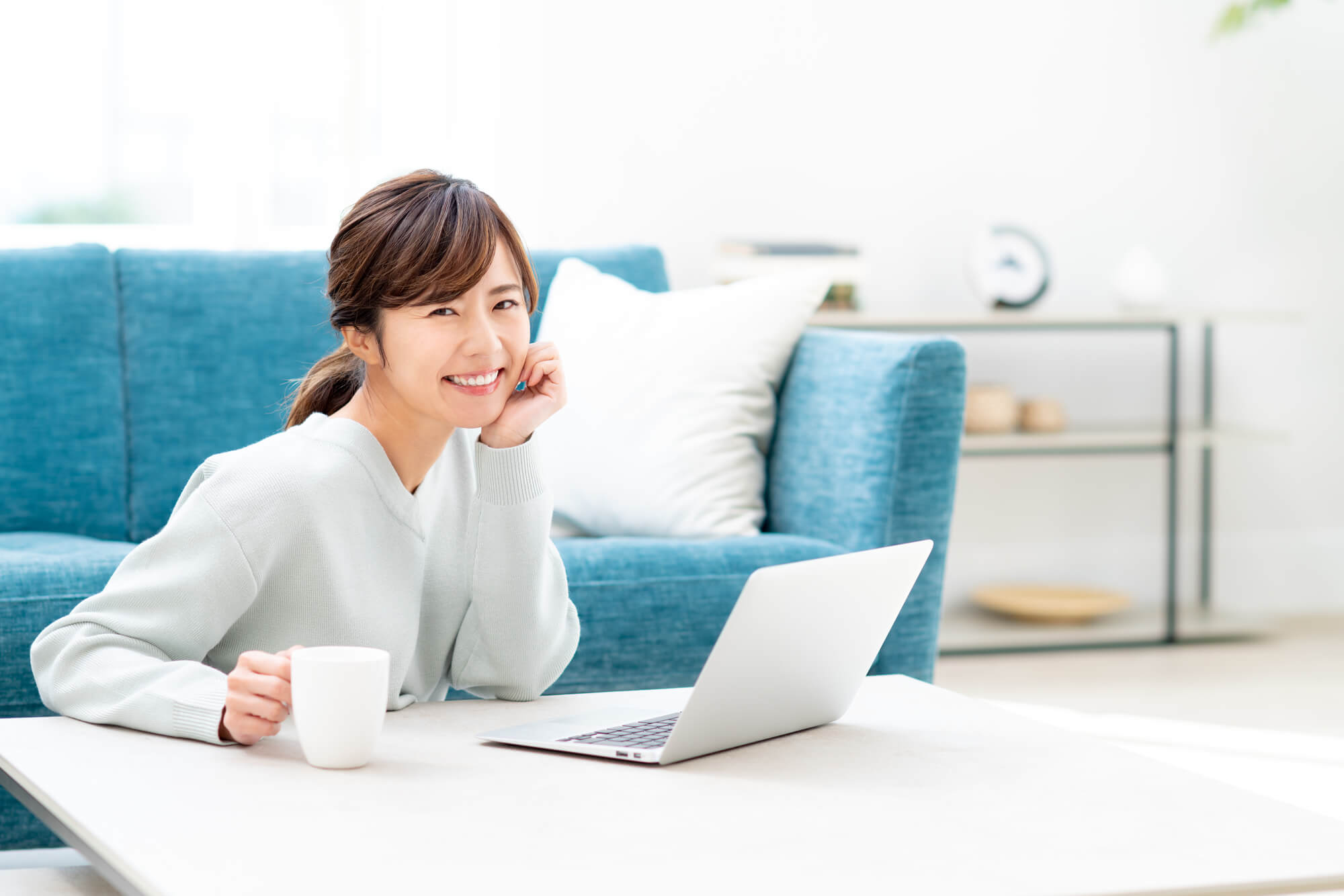 女性　検索